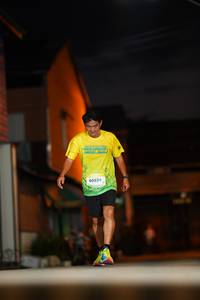 BIB: 60029
                            <button type="button" onclick="openModal(21742585)" class="btn btn-primary btn-sm float-right btn-popup" data-toggle="modal" data-target=".modal-high-quality">
                        <i class="fas fa-shopping-cart"></i> Add to Cart
                    </button>
                                            <button type="button" onclick="isThisMe(21742585, true)" class="btn btn-success btn-sm float-right btn-popup btn-isme hidden" data-toggle="tooltip" data-placement="bottom" title="นี่คือรูปของคุณใช่ไหม คลิกที่นี่เพื่อเอาเข้าอัลบั้ม">
                        <i class="fas fa-plus"></i> Add to album
                    </button>
                    <button type="button" onclick="isThisMe(21742585, false)" class="btn btn-warning btn-sm float-right btn-popup btn-isnotme hidden">
                        <i class="fas fa-ban"></i> Remove from album
                    </button>